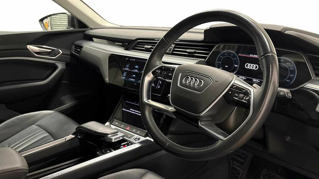 Audi Q8 e tron Sport 50 E-tron Quattro 250,00 Kw Black #6