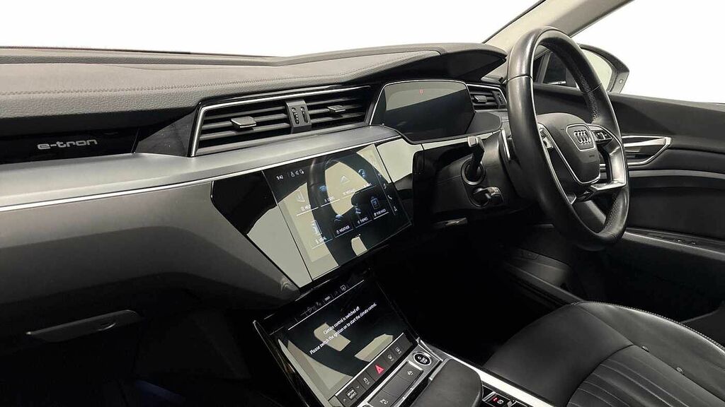 Audi Q8 e tron Sport 50 E-tron Quattro 250,00 Kw Black #2