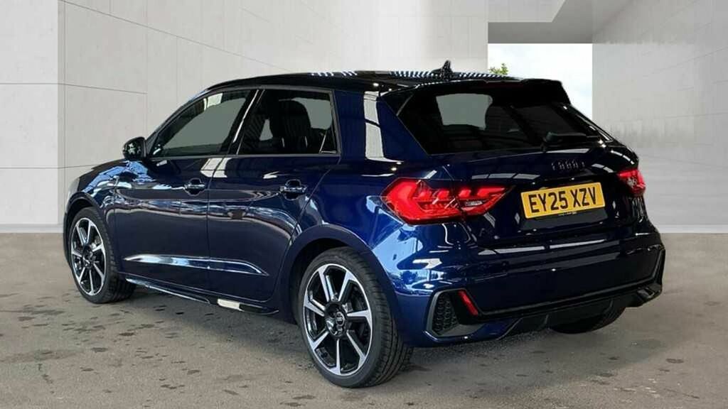 Audi A1 Black Edition 25 Tfsi 95 Ps S Tronic Blue #4