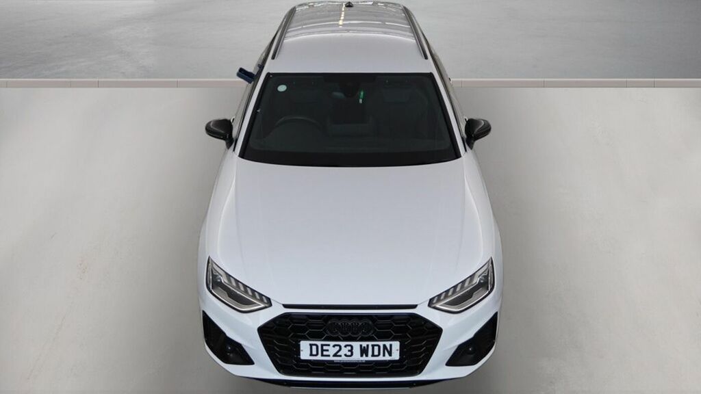 Audi A4 Avant Avant Black Edition 35 Tfsi 150 Ps S Tronic White #2