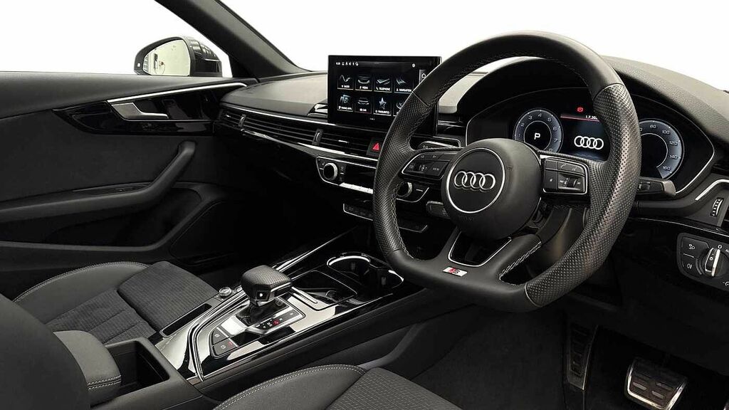 Audi A4 Black Edition 35 Tfsi 150 Ps S Tronic White #3