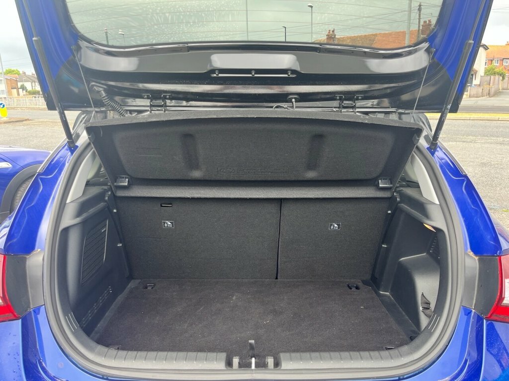 Hyundai I20 1.0T Gdi Advance Green #25