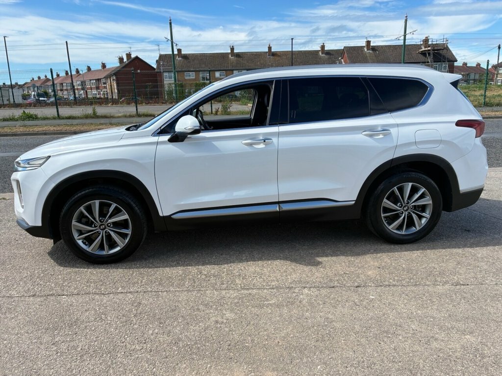 Hyundai Santa Fe 2.2L Premium White #5