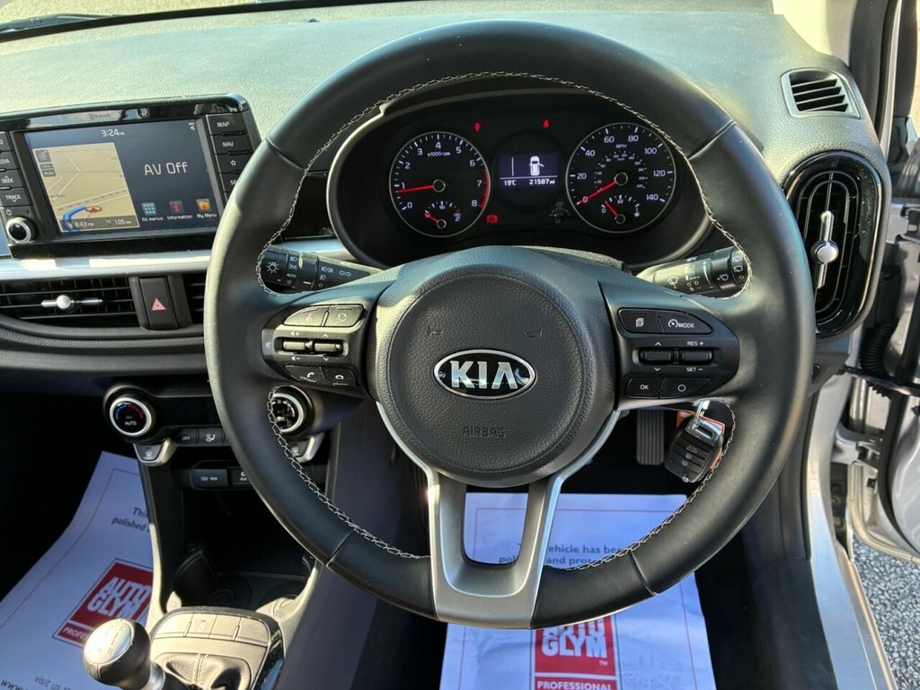Kia Picanto X-line 1.25 White #21