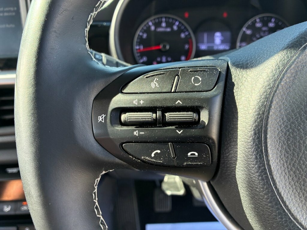 Kia Picanto X-line 1.25 White #27