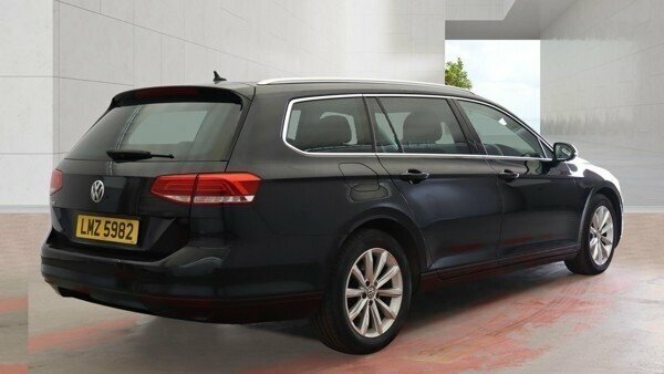 Volkswagen Passat 2L Se Business Black #6