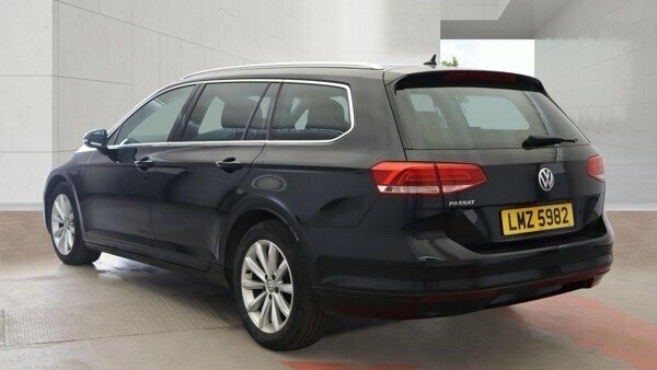 Volkswagen Passat 2L Se Business Black #5