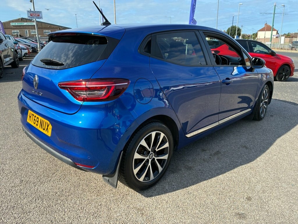 Renault Clio 1L Iconic Blue #4