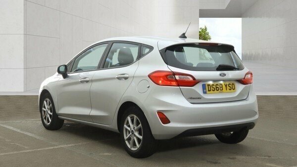 Ford Fiesta 1.1L Zetec Silver #5