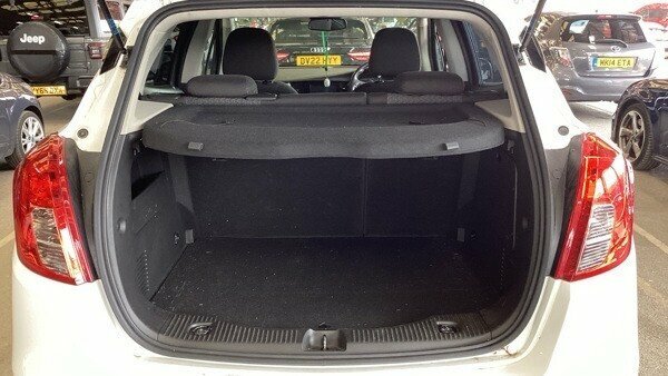 Vauxhall Mokka X 1.4L Active White #2