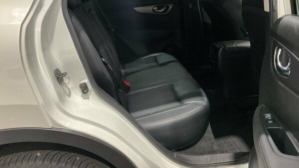 Nissan Qashqai 1.7L Tekna White #5