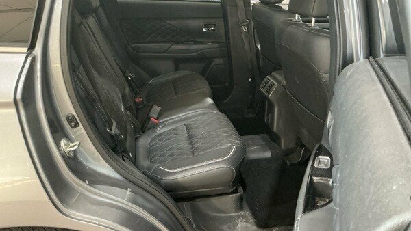 Mitsubishi Outlander 2.4L Exceed Grey #5
