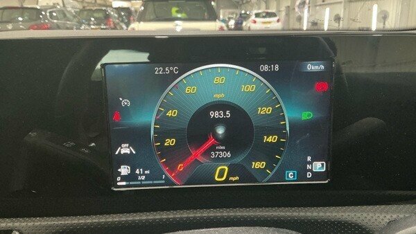 Mercedes-Benz A Class 1.3L Amg Line White #4