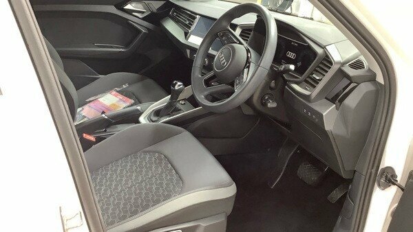 Audi A1 1L Sport White #3