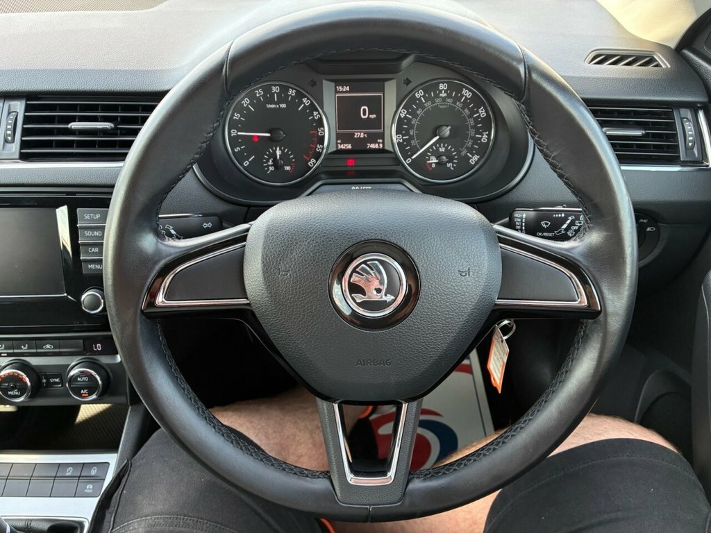 Skoda Octavia 1.6 Tdi Se Business Greenline III Silver #22