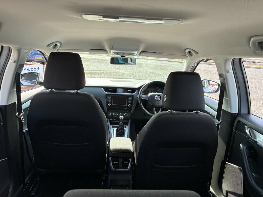 Skoda Octavia 1.6 Tdi Se Business Greenline III Silver #16