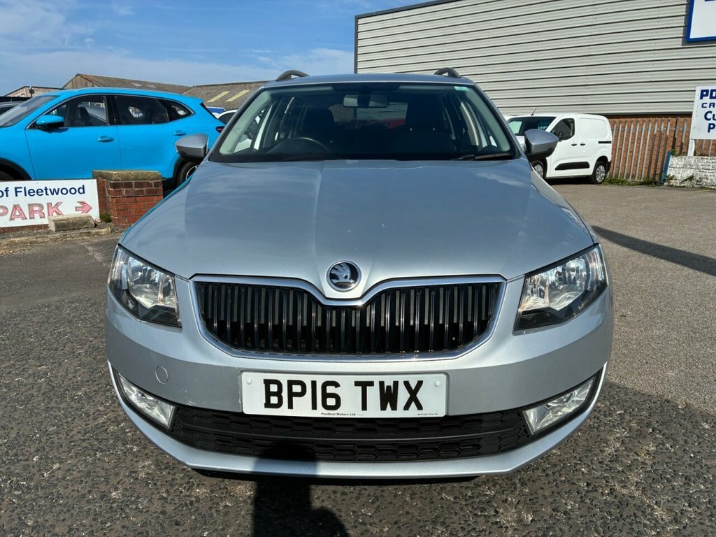 Skoda Octavia 1.6 Tdi Se Business Greenline III Silver #7
