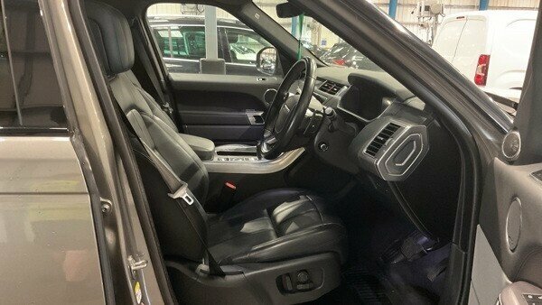 Land Rover Range Rover Sport 3L Hse Silver