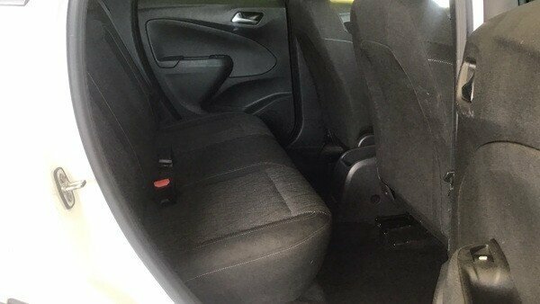 Vauxhall Crossland X 1.2L Griffin White #2