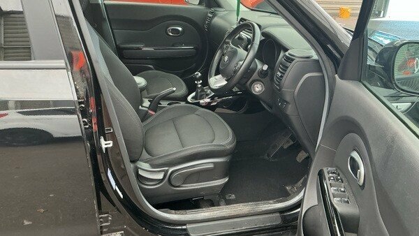 Kia Soul 1.6L 2 Black #2