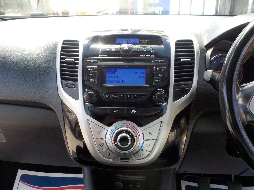 Hyundai Ix20 1.6 Crdi Blue Drive Se Nav Hatchback Ma Blue #13