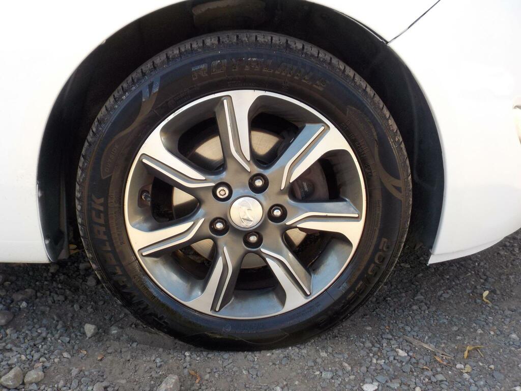 Hyundai Ix20 1.6 Crdi Blue Drive Se Nav Hatchback Ma Blue #9