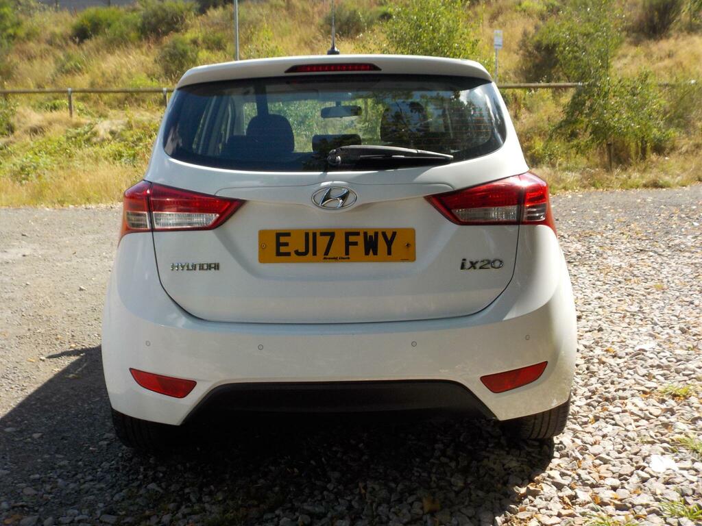 Hyundai Ix20 1.6 Crdi Blue Drive Se Euro 6 S S Black #4