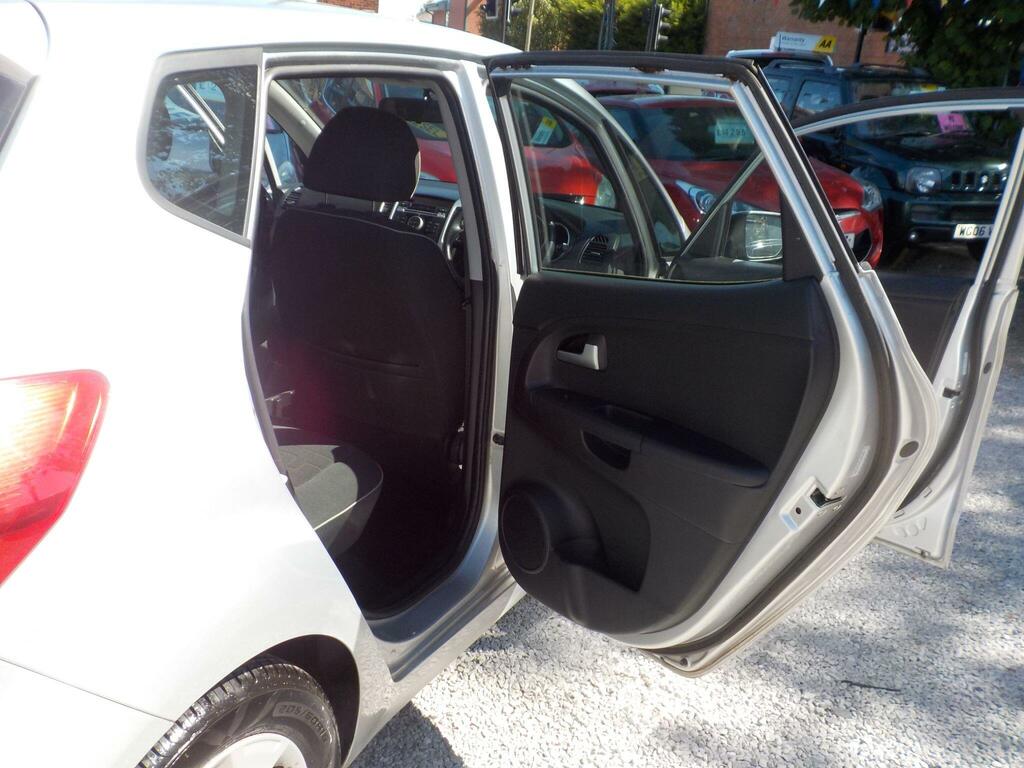 Kia Venga Mpv 1.4 Ecodynamics 2 Euro 5 Ss 201212 Red #21