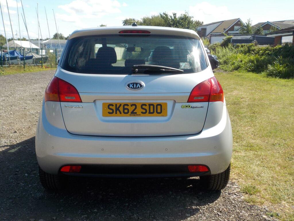 Kia Venga 1.4 Ecodynamics 2 Euro 5 S S Black #4