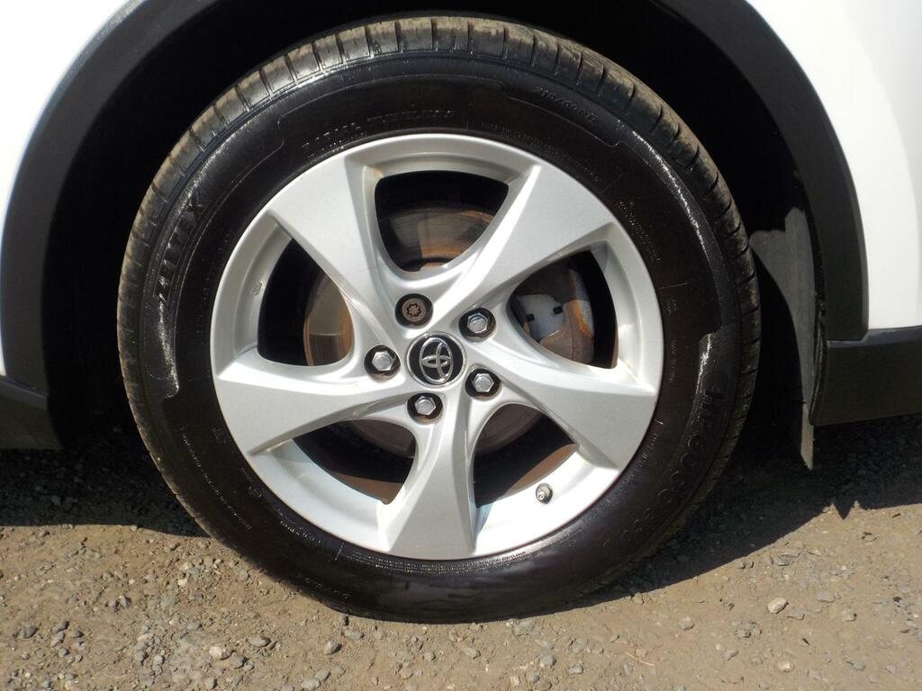 Toyota C-Hr Icon White #9