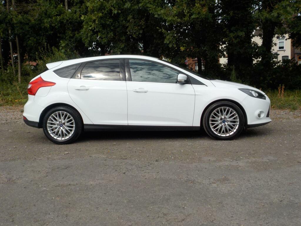 Ford Focus 1.6 Zetec Hatchback Euro 5 105 Blue #6