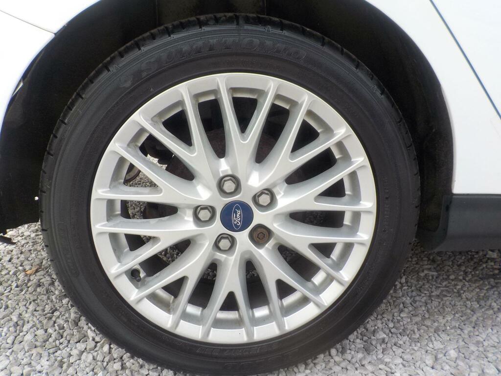 Ford Focus 1.6 Zetec Hatchback Euro 5 105 Blue #18