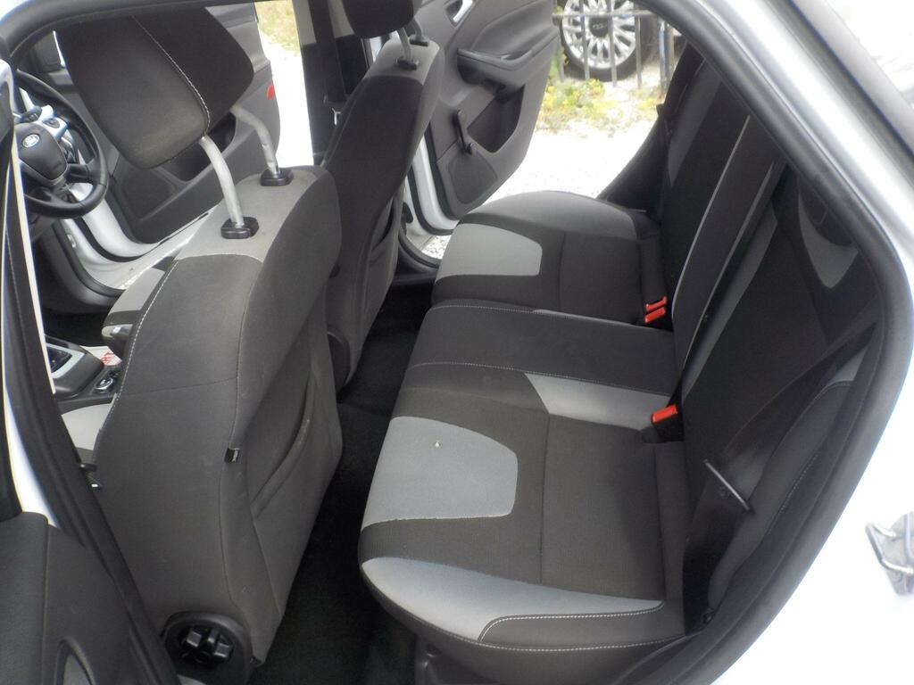 Ford Focus 1.6 Zetec Hatchback Euro 5 105 Blue #25