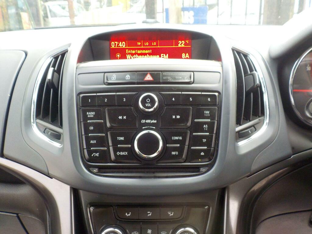 Vauxhall Zafira Tourer Mpv Silver #16