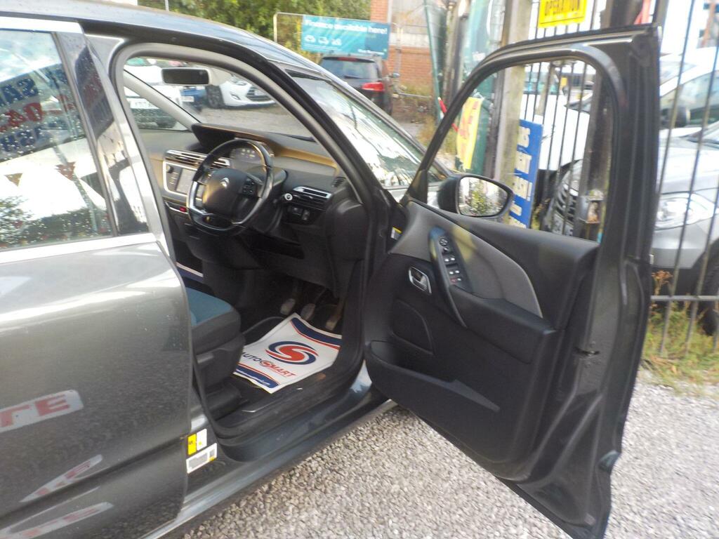 Citroen C4 Picasso C4 Picasso Feel Blue Hdi Ss White #19