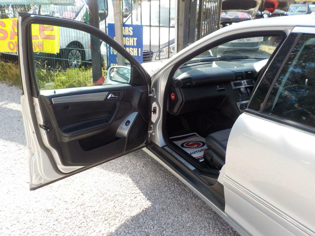 Mercedes-Benz C Class Saloon 1.8 C180 Kompressor Classic Se 200555 Blue #26