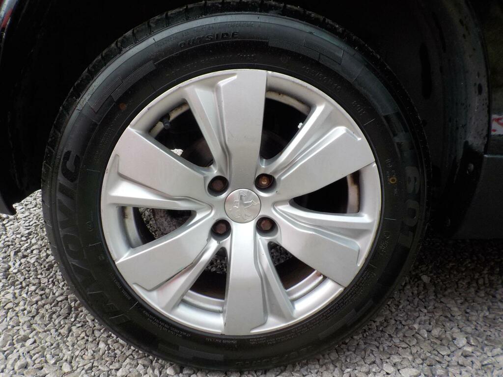 Peugeot 2008 1.2 Vti Allure Black #20