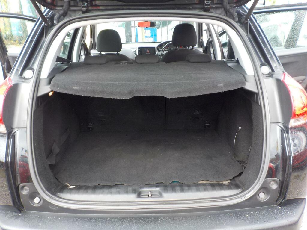 Peugeot 2008 1.2 Vti Allure Black #21