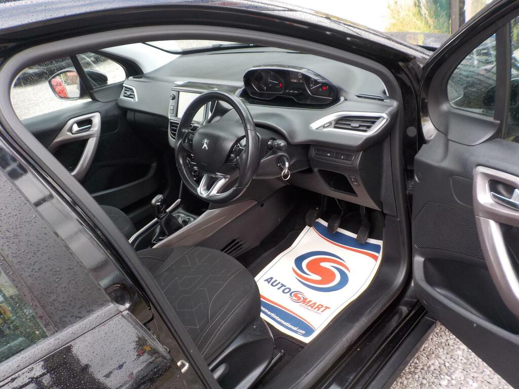 Peugeot 2008 1.2 Vti Allure Black #10