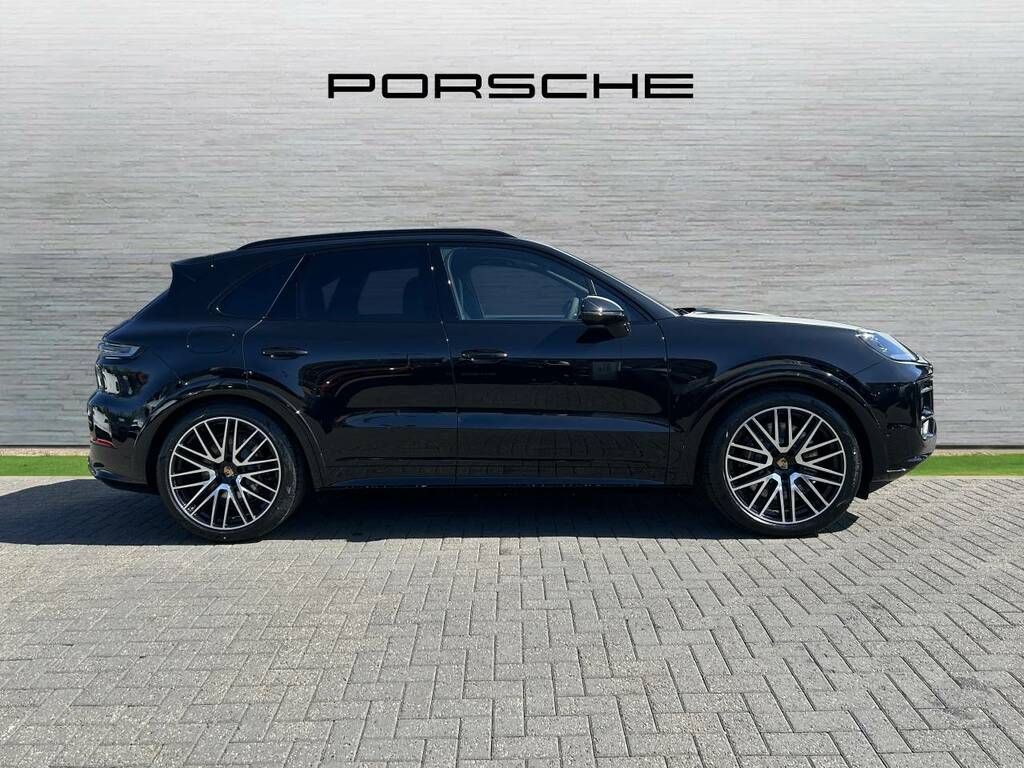 Porsche Cayenne Gts Black #3