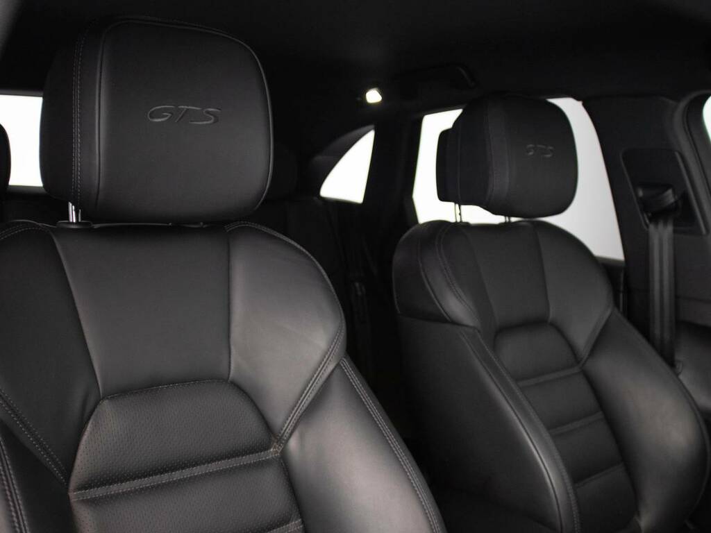 Porsche Macan Gts Grey #5