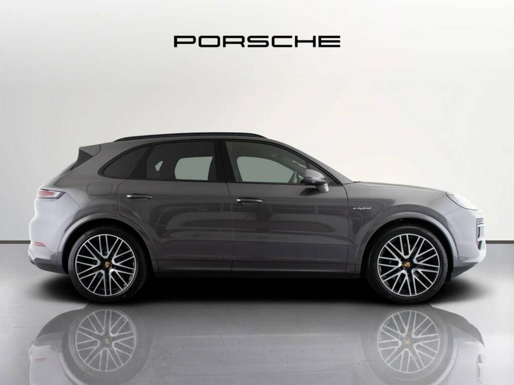 Porsche Cayenne E-hybrid My24 Grey #2