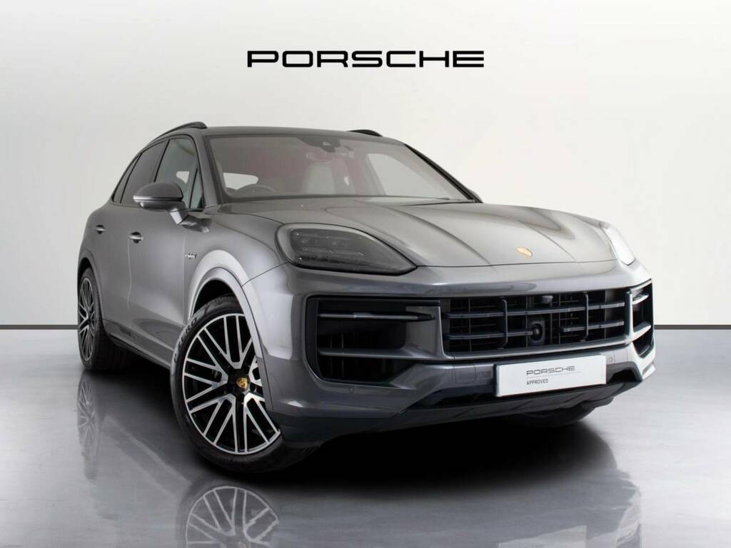 Porsche Cayenne E-hybrid My24 Grey