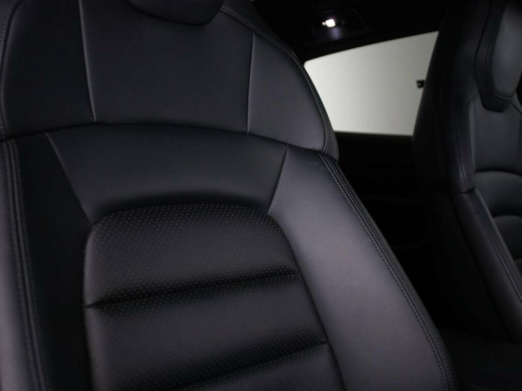 Porsche Taycan Sport Turismo My23 Black #5