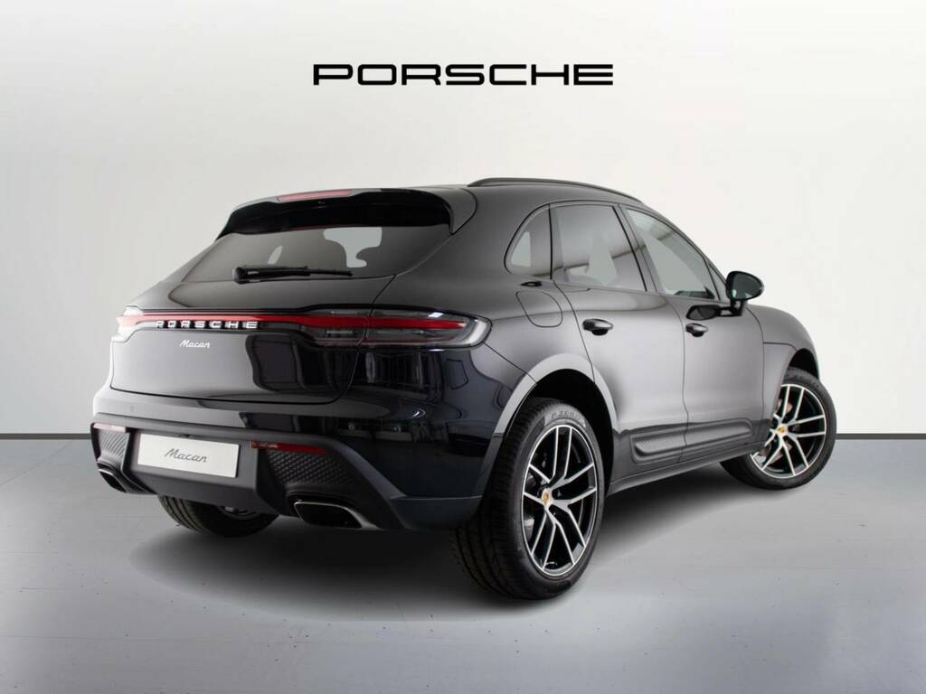 Porsche Macan Suv Black #3