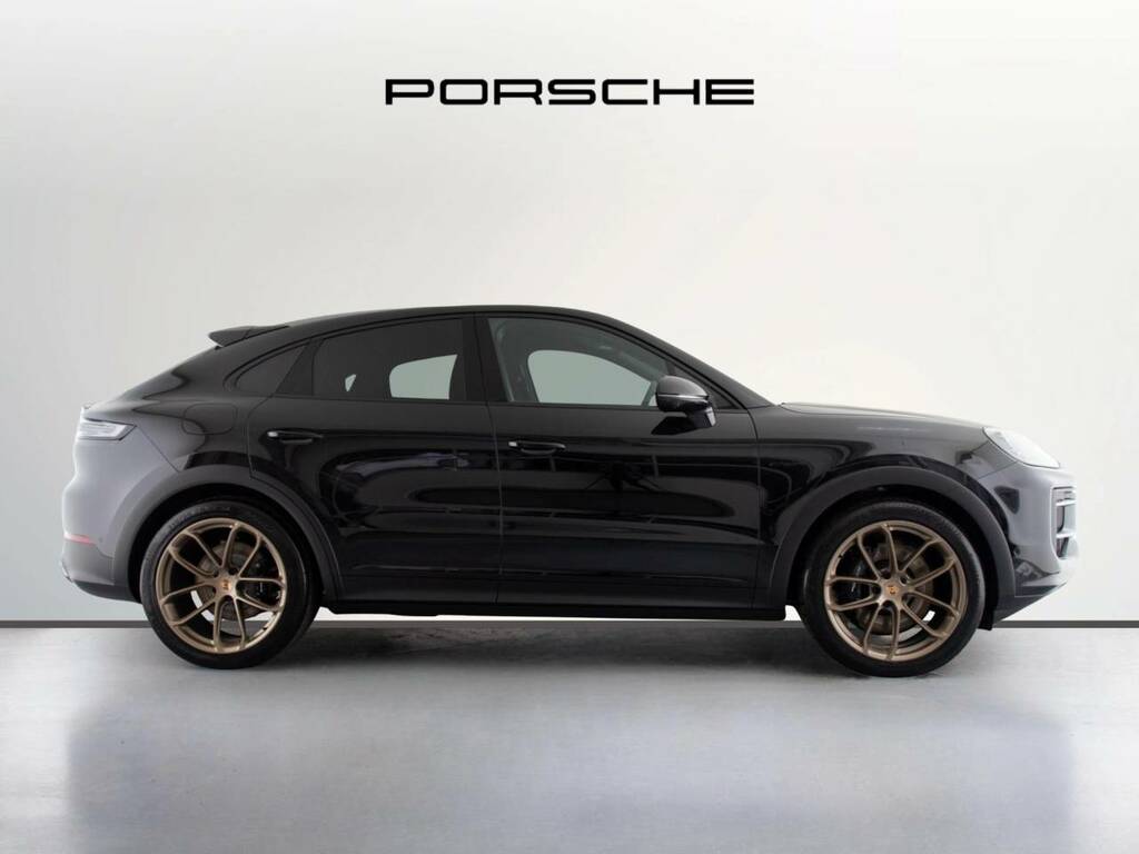 Porsche Cayenne E-hybrid Coup233 Black Edition Black #2