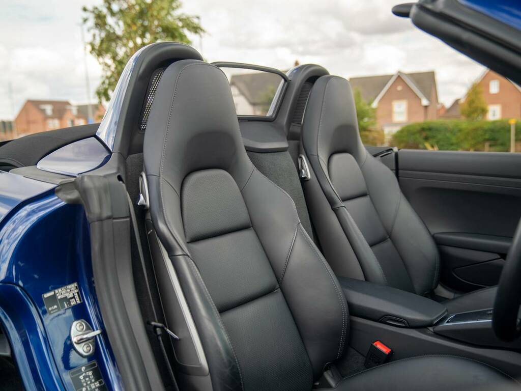 Porsche 718 Boxster Convertible Blue #5