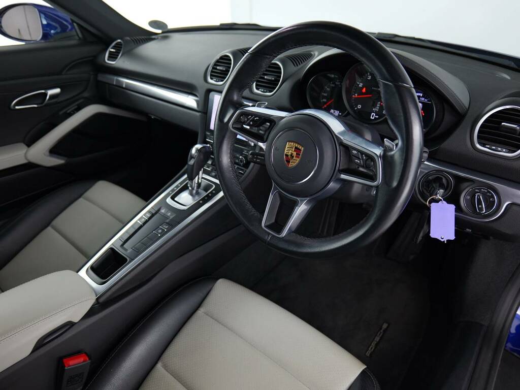 Porsche 718 Cayman My22 Blue #4