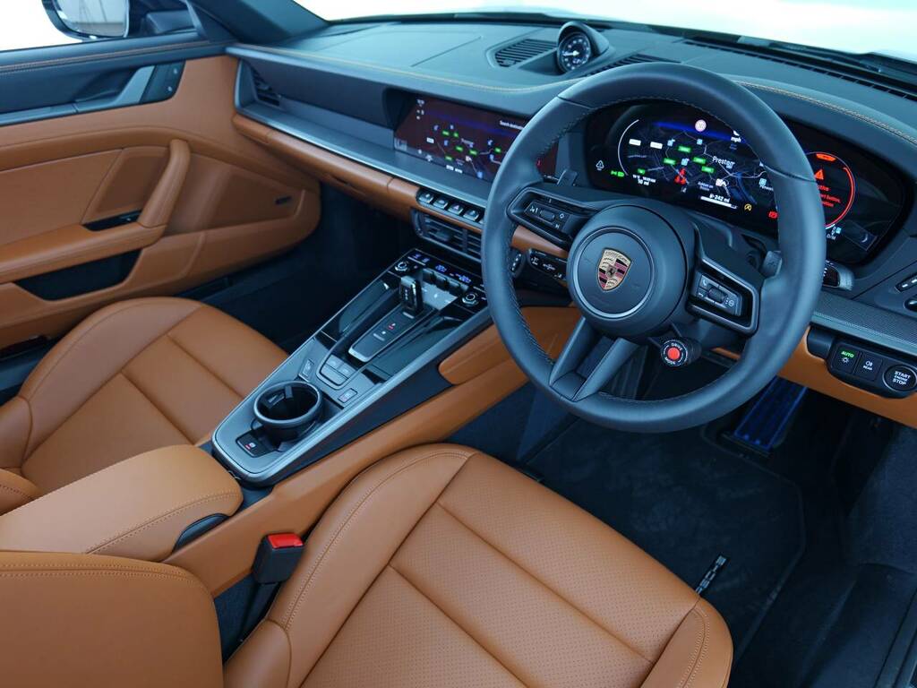 Porsche 911 Targa 4S Black #4