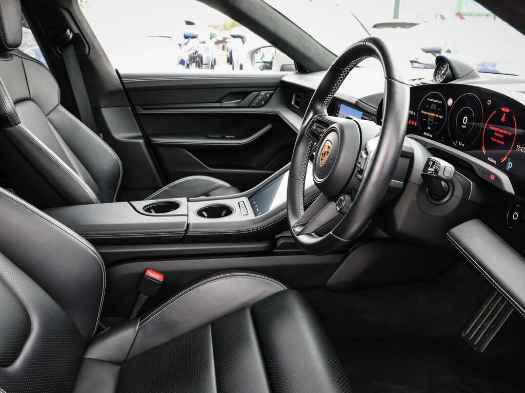 Porsche Taycan Turbo Cross Turismo My22 #5